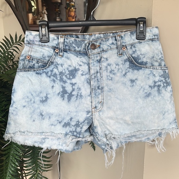 Levi’s Acid Wash Cutoff Jean Shorts Frayed Hem High Rise Custom Distressed 90s - Picture 16 of 16